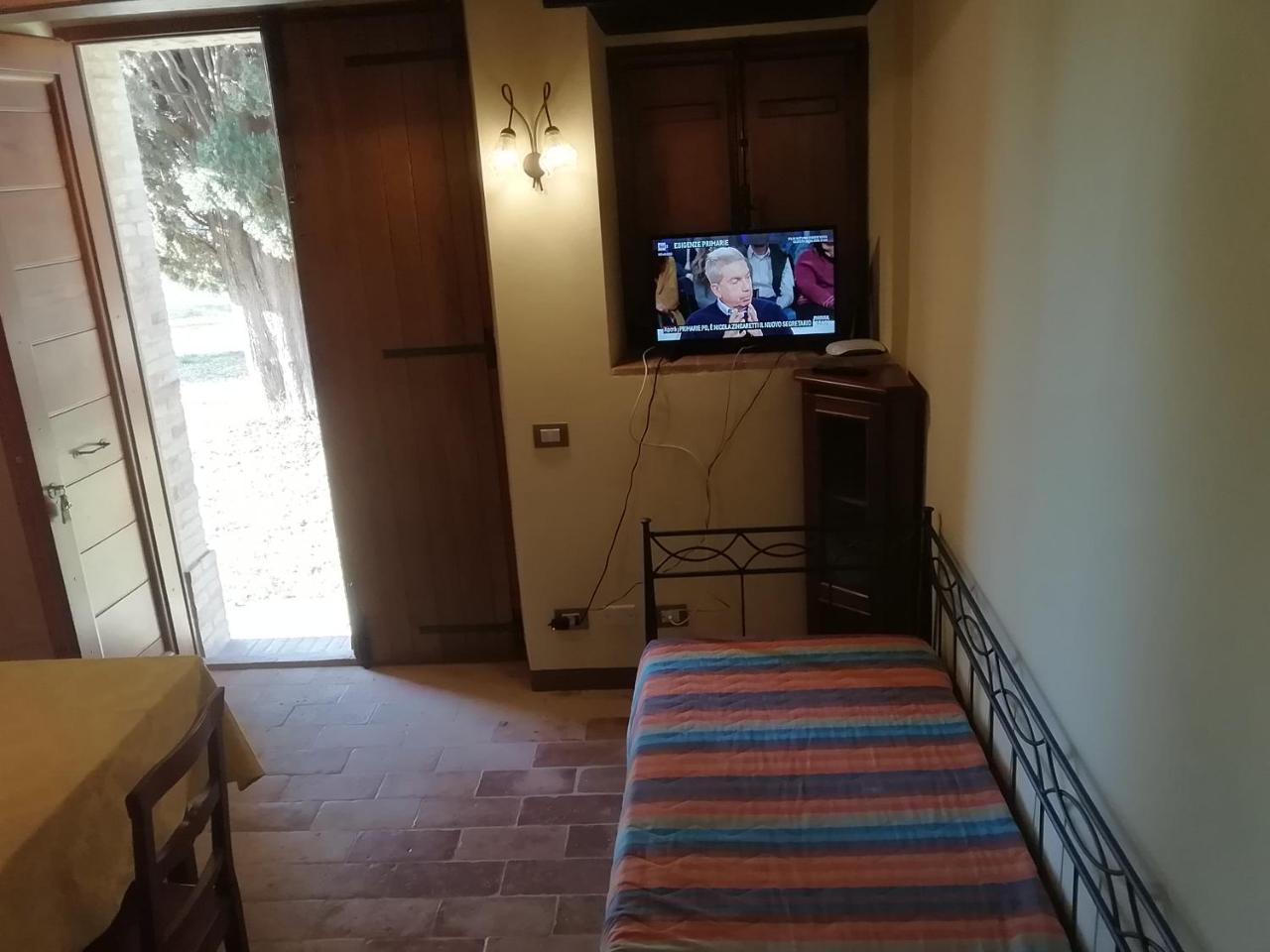 Il Roccolo Di Valcerasa Apartment Treia